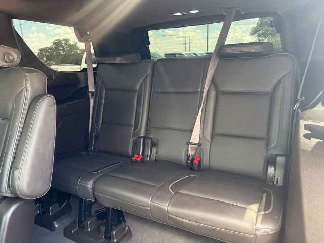 Used 2021 GMC Yukon Denali w/ Denali Premium Package AWD/4WD image 15