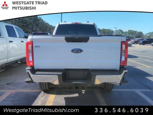 Used 2023 Ford F250 XLT image 4