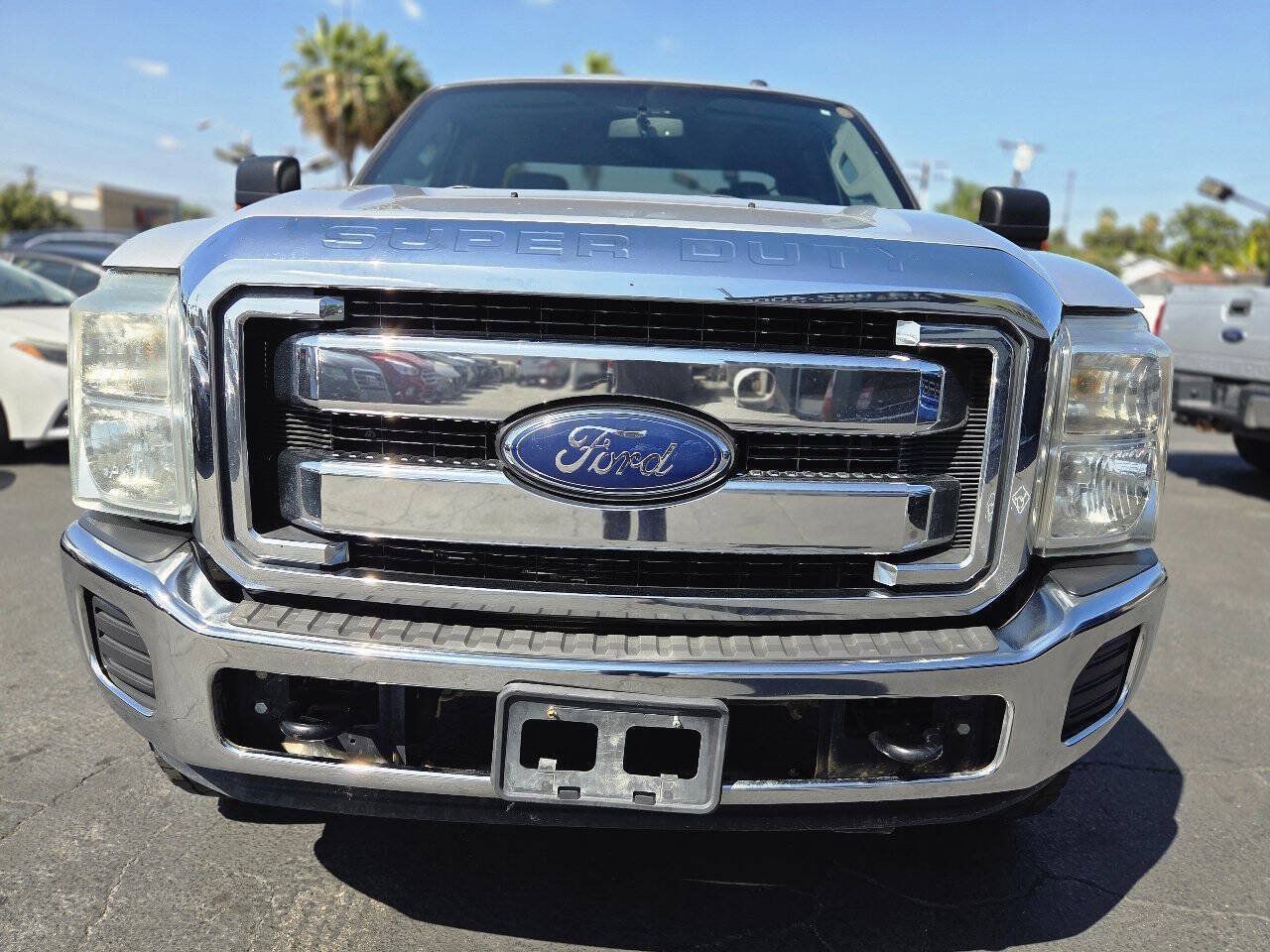 Used 2013 Ford F250 XLT w/ XLT Interior Pkg AWD/4WD image 4