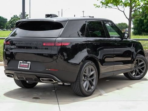 New 2026 Land Rover Range Rover Sport SE AWD/4WD image 9