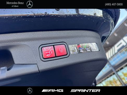 New 2026 Mercedes-Benz GLE 53 AMG 4MATIC image 8