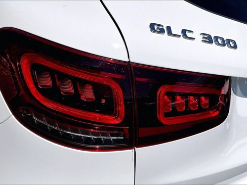 Certified 2022 Mercedes-Benz GLC 300 4MATIC image 32
