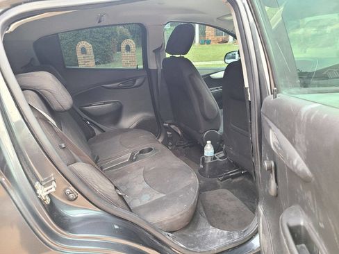 Used 2018 Chevrolet Spark LT FWD image 19