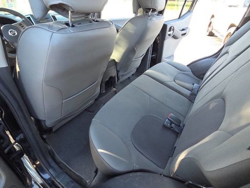 Used 2010 Nissan Xterra S AWD/4WD image 32