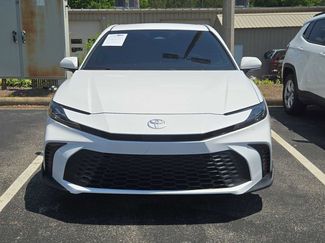 Used 2025 Toyota Camry SE w/ Multimedia Upgrade Package FWD video 2