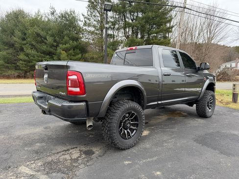 Used 2022 RAM 2500 Big Horn w/ Level B Equipment Group image 5