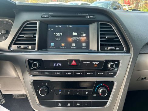 Used 2016 Hyundai Sonata Sport w/ Cargo Package image 26