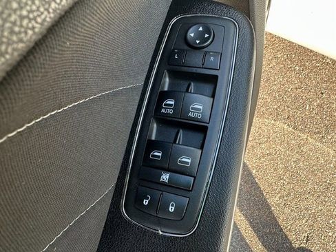 Certified 2023 Dodge Charger SXT image 17