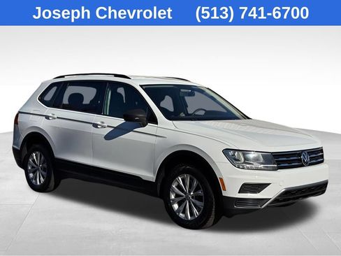 Used 2018 Volkswagen Tiguan S image 3