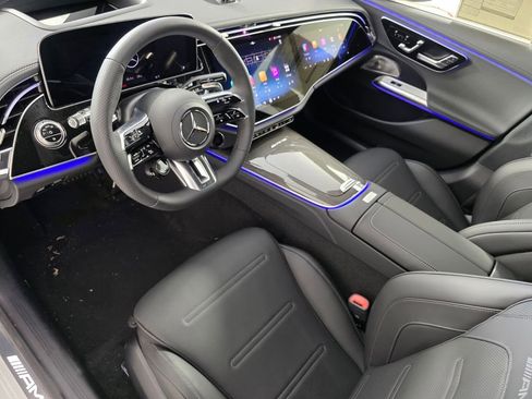 New 2026 Mercedes-Benz E 53 AMG e 4MATIC Sedan image 7