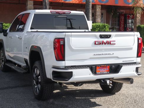 Used 2024 GMC Sierra 2500 Denali w/ Denali Reserve Package AWD/4WD image 6