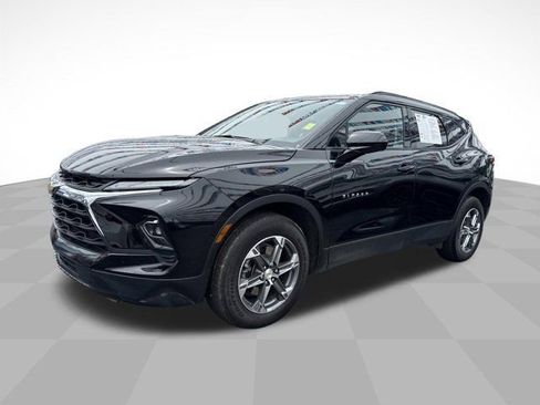 Used 2024 Chevrolet Blazer LT w/ Convenience Package FWD image 1