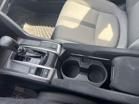 Used 2017 Honda Civic LX image 9
