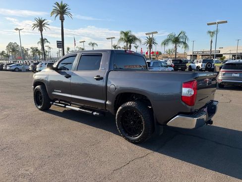 Used 2017 Toyota Tundra SR5 w/ Truck Exterior Package RWD image 4