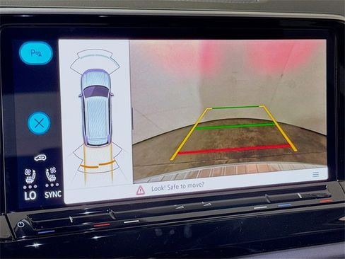 New 2026 Volkswagen Atlas SE image 8