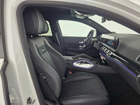 New 2026 Mercedes-Benz GLE 53 AMG 4MATIC Coupe image 10
