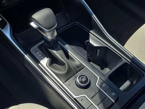 Certified 2022 Kia Sorento S FWD image 27