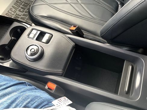 Used 2023 Ford Mustang Mach-E Select image 17