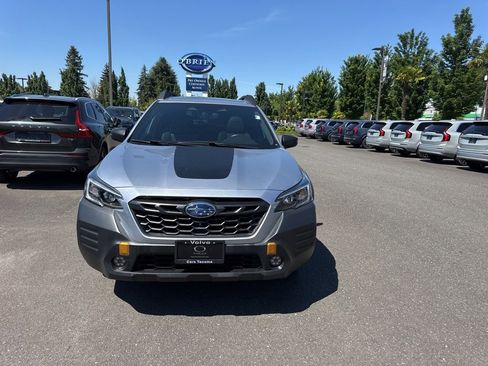 Used 2023 Subaru Outback Wilderness AWD/4WD image 9