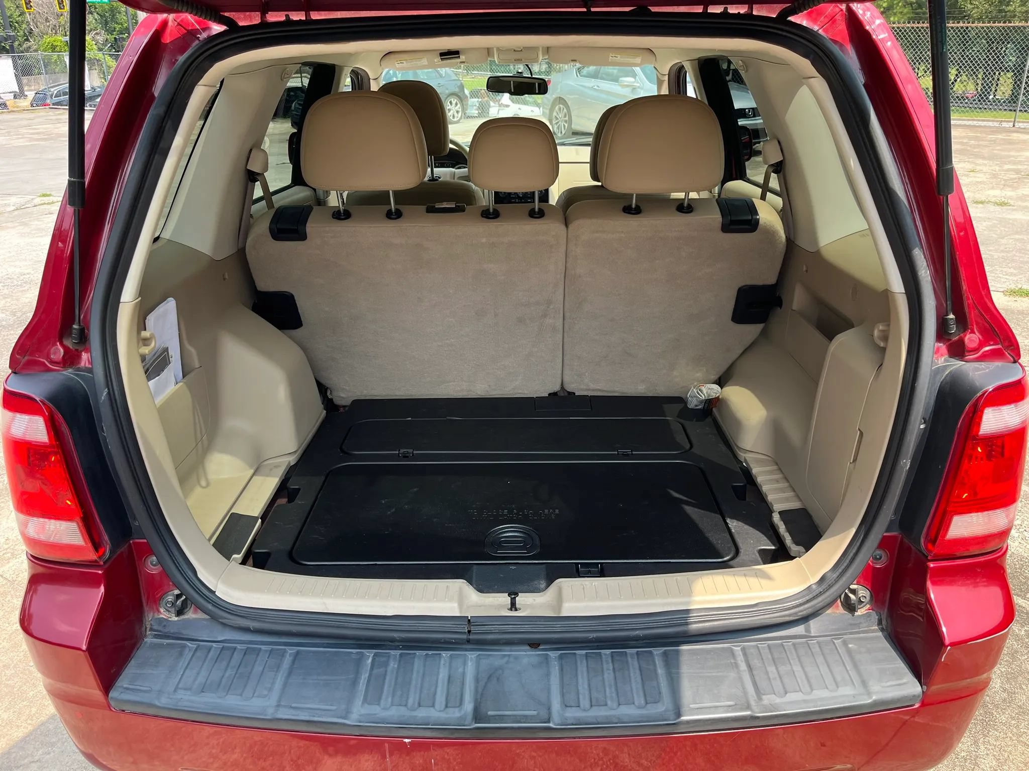 Used 2011 Ford Escape Limited FWD image 10