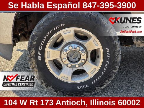 Used 2016 Ford F350 XLT w/ XLT Interior Package AWD/4WD image 16