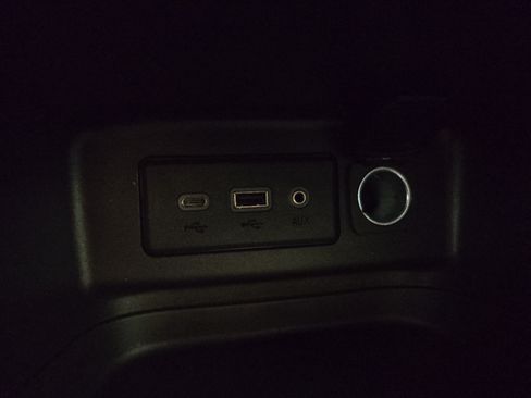 Used 2022 Chevrolet Equinox LT FWD image 28