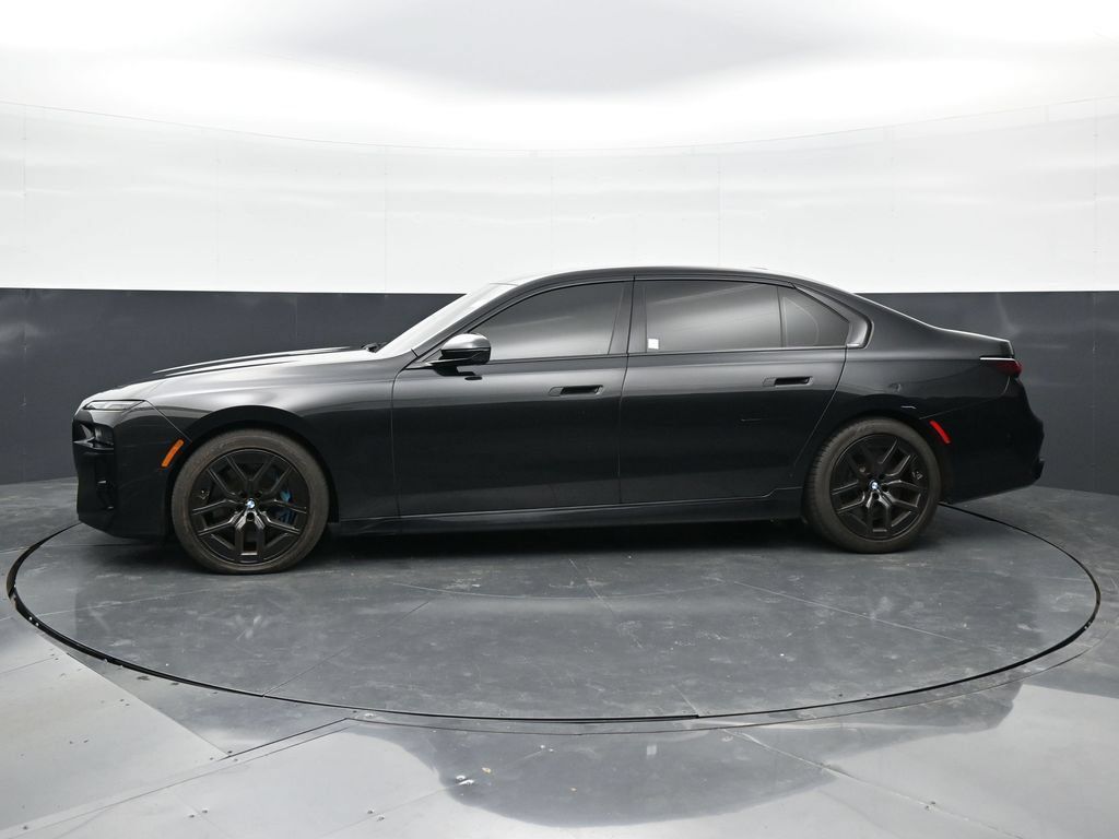 Used 2023 BMW 760i xDrive AWD/4WD image 6