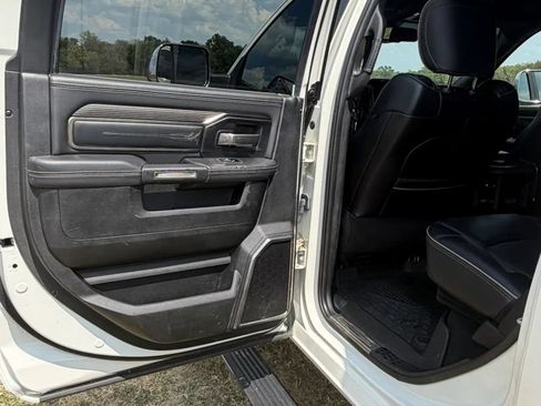 Used 2021 RAM 2500 Limited w/ Protection Group AWD/4WD image 17
