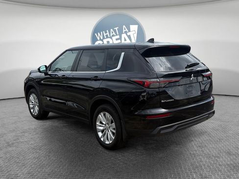 Used 2025 Mitsubishi Outlander ES AWD/4WD image 6