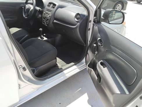 Used 2015 Nissan Versa S Plus FWD image 6