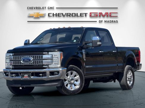 Used 2017 Ford F350 Platinum AWD/4WD image 7
