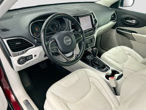 Used 2020 Jeep Cherokee Limited FWD image 9