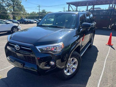 Certified 2021 Toyota 4Runner SR5 AWD/4WD image 1
