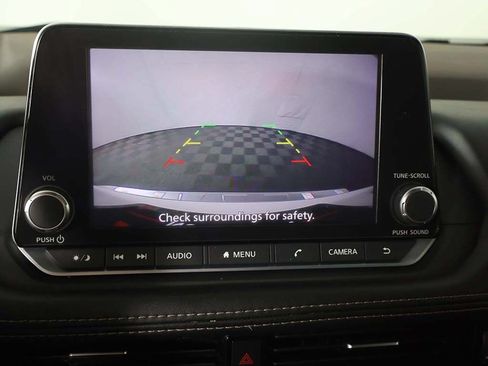 Used 2022 Nissan Rogue SV AWD/4WD image 38