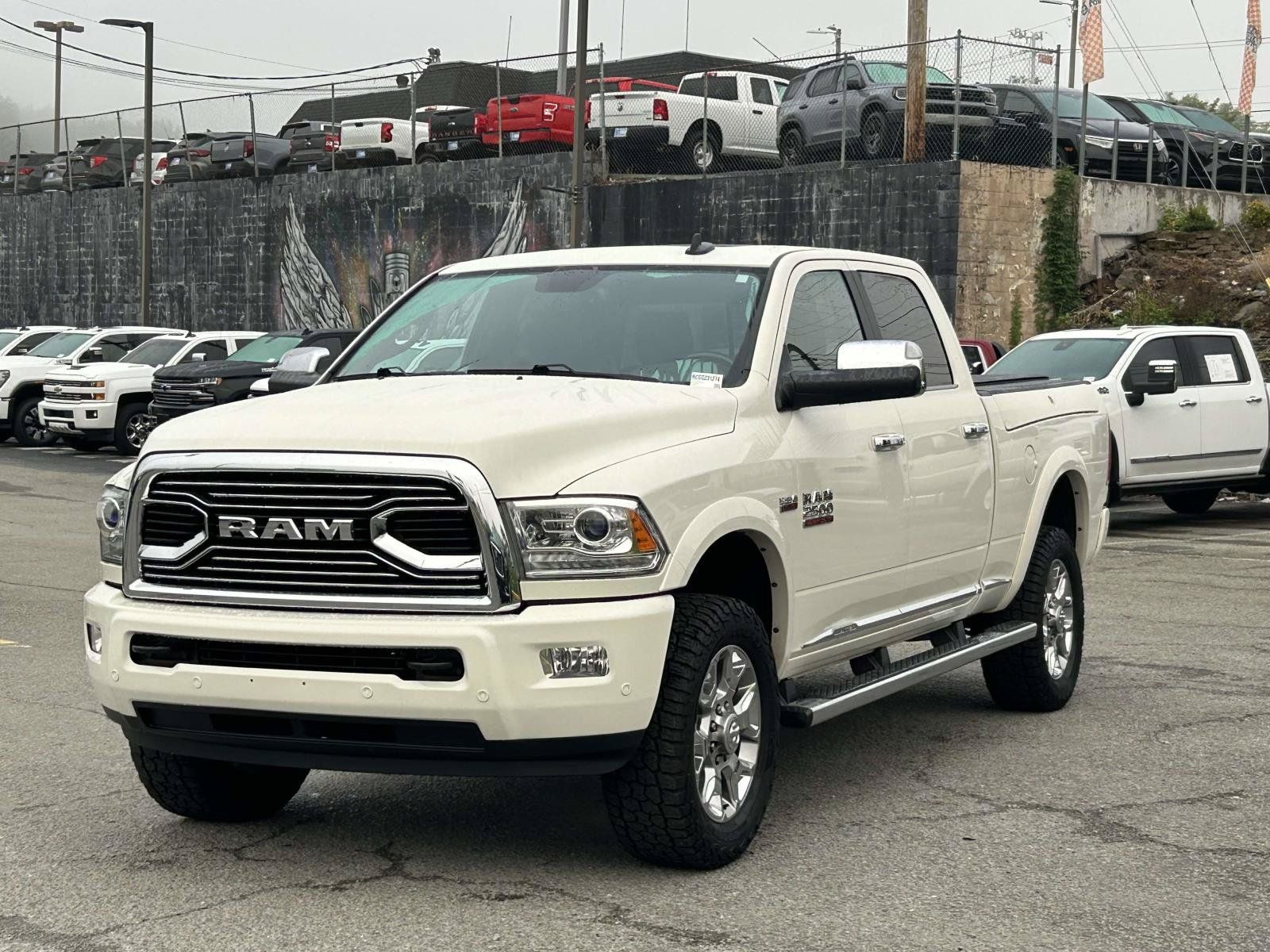 Used 2016 RAM 2500 Limited AWD/4WD image 3