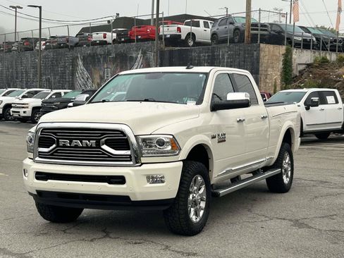 Used 2016 RAM 2500 Limited AWD/4WD image 3