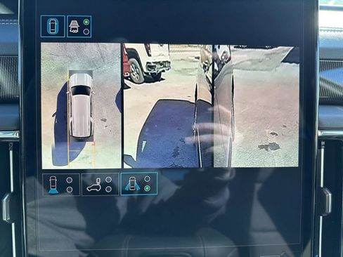 New 2026 GMC Yukon XL Elevation w/ LPO, Floor Liner Package AWD/4WD image 28