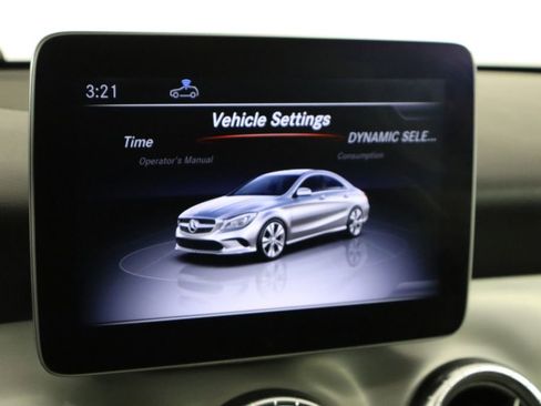 Used 2019 Mercedes-Benz CLA 250 image 27