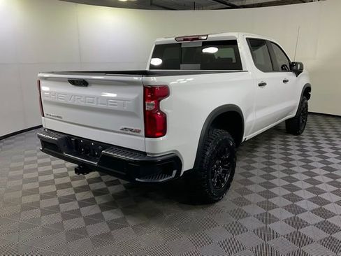 Used 2024 Chevrolet Silverado 1500 ZR2 image 8