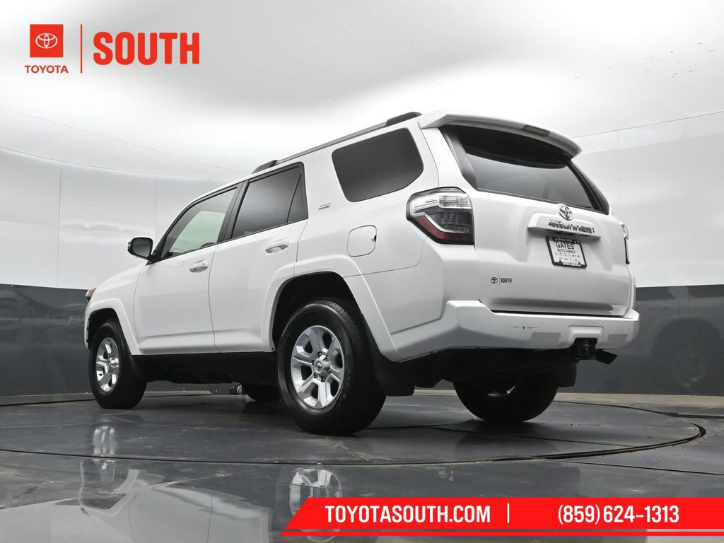 Used 2023 Toyota 4Runner SR5 Premium w/ Moonroof Package RWD image 43