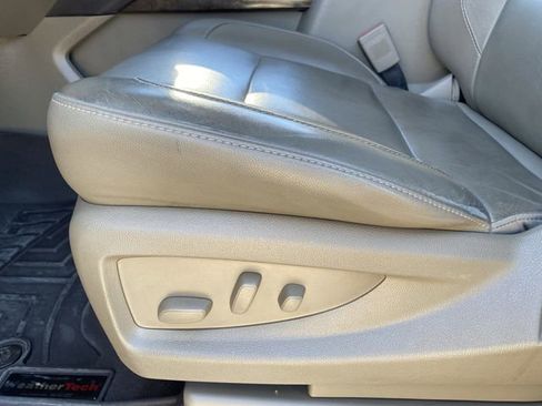 Used 2018 Chevrolet Tahoe LT w/ Luxury Package image 23