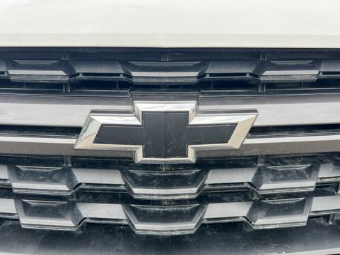 Used 2022 Chevrolet Colorado Z71 w/ Safety Package AWD/4WD image 13