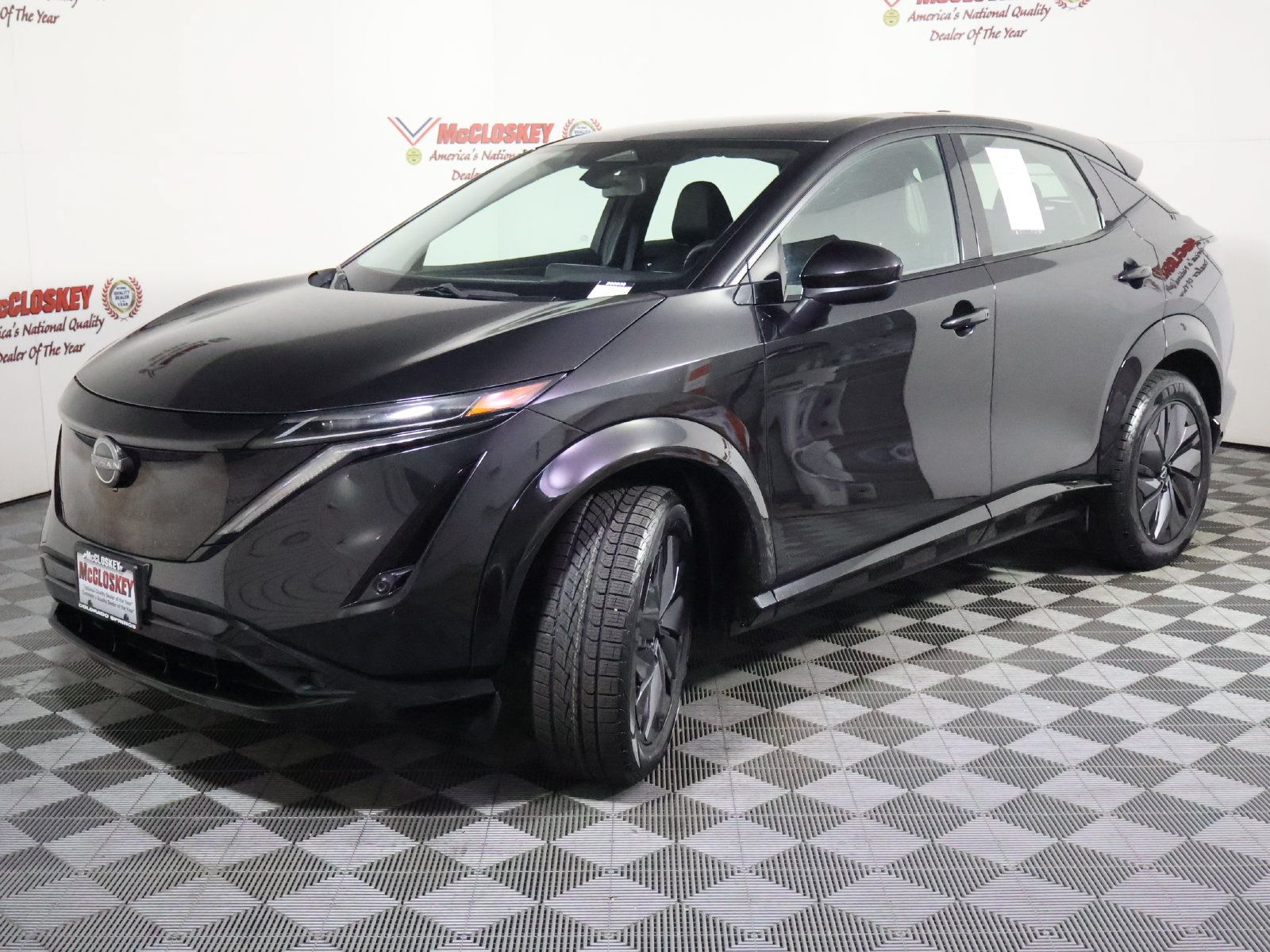 Used 2023 Nissan Ariya AWD image 17