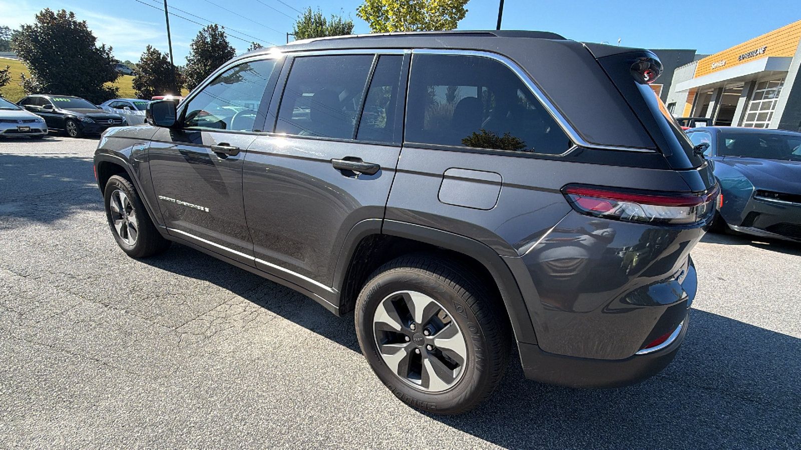 Used 2024 Jeep Grand Cherokee Limited 4xe AWD/4WD image 10