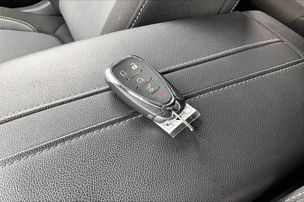 Used 2023 Chevrolet Blazer LT w/ Convenience Package FWD image 32