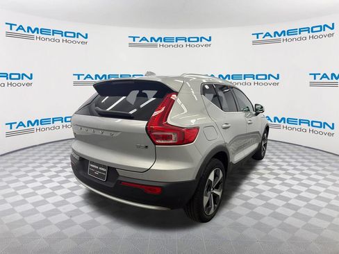 Used 2023 Volvo XC40 B5 Ultimate AWD/4WD image 5