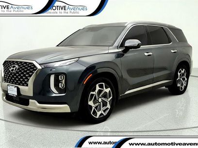 Used 2022 Hyundai Palisade Calligraphy w/ Winter Package