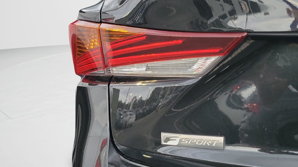 Used 2018 Lexus IS 300 F Sport w/ F Sport Package RWD image 9