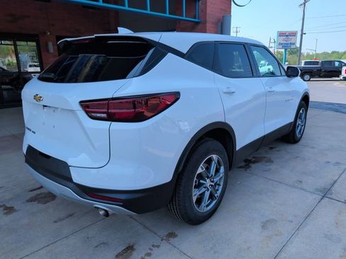 Certified 2025 Chevrolet Blazer LT AWD/4WD image 8