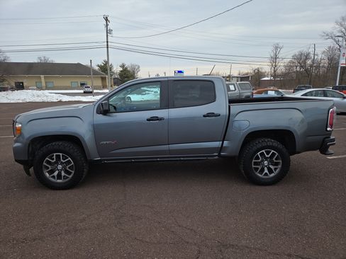 Used 2022 GMC Canyon AT4 image 6